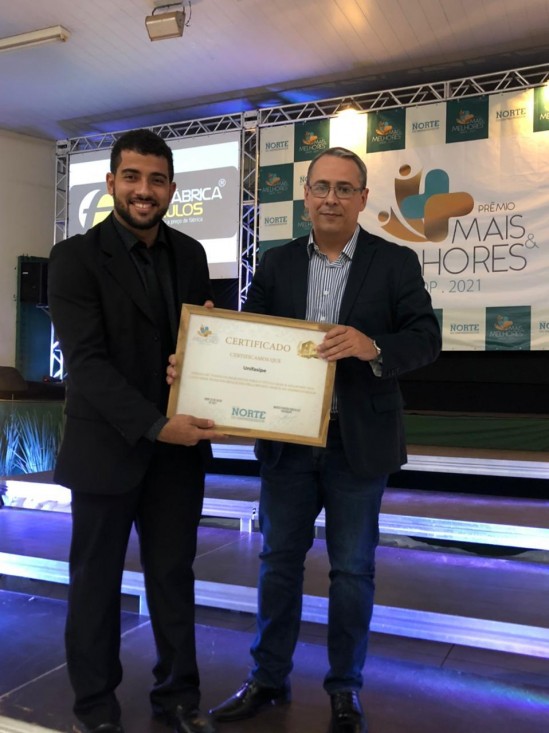UNIFASIPE VENCE PRÊMIO DE MELHOR INSTITUIÇÃO DE ENSINO SUPERIOR PRESENCIAL DE SINOP  